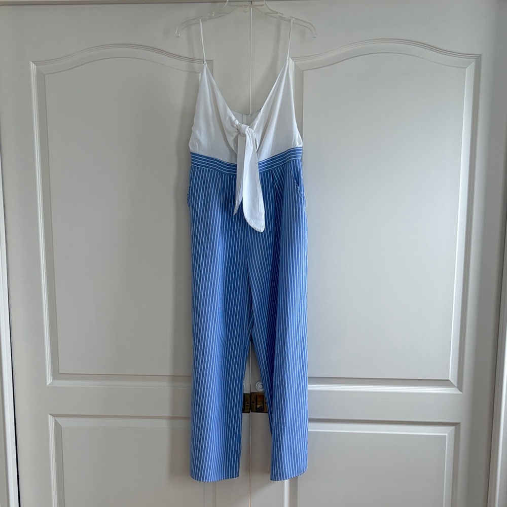 AVAILABLE by Angela Fashion Jumpsuit Size Large